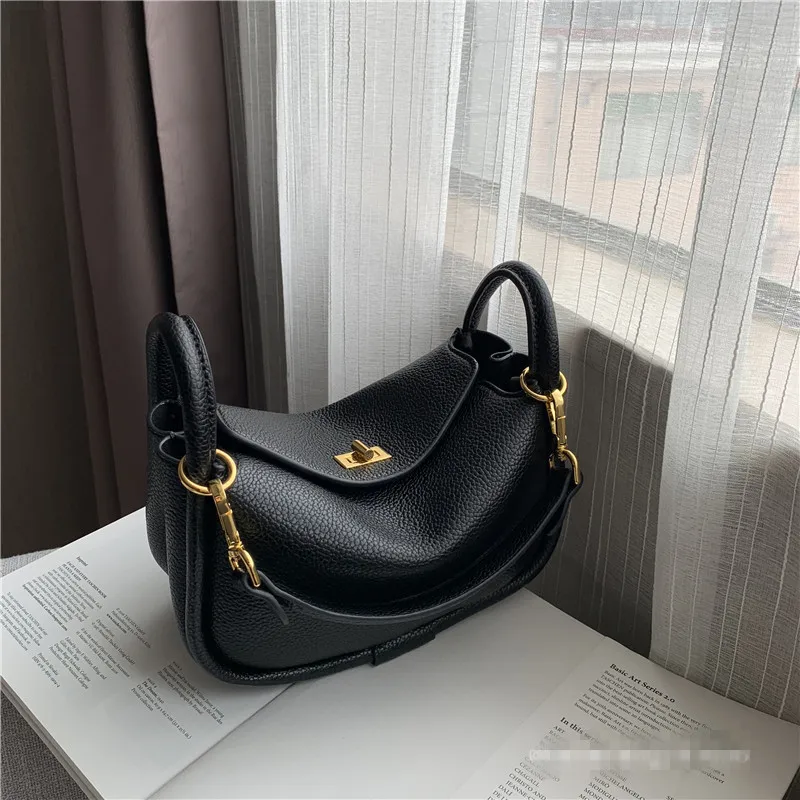 Роскошная Брендовая женская сумка на плечо с подушкой цвет хаки черный через