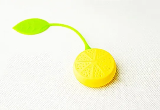 

BargainHarbor Tea Strainer Silicone Strawberry Lemon Design Loose Tea Leaf Strainer Bag Herbal Spice Infuser Filter Tools