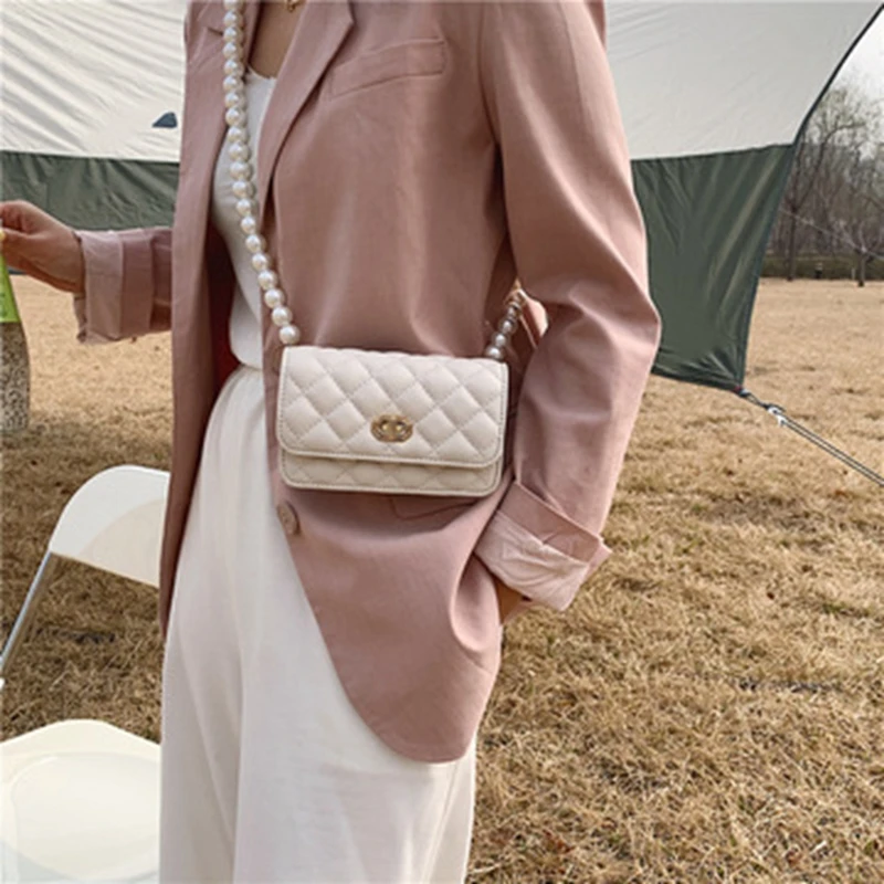 

2021 Pearl Strap Fashion Shoulder Bags Small Woman Handbag Lingge Embroidery Summer Woman Shoulder Bag