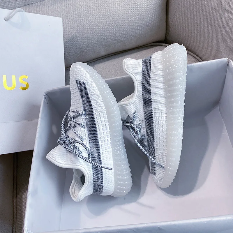 

Coconut Breathable Fly Knitting Shoes Female Korean Version of The Wild Students Leisure Running Women Trendy Sneakers