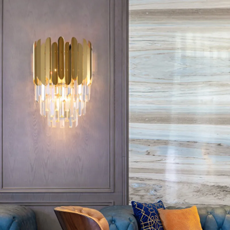 Современный прикроватный настенный светильник с золотыми кристаллами