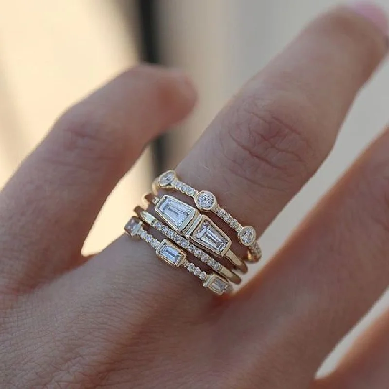 

Classic 4 pcs/set Geometric Gold Color Combination Round Zircon Crystal Rings Set for Women Engagement Party Wedding Jewelry