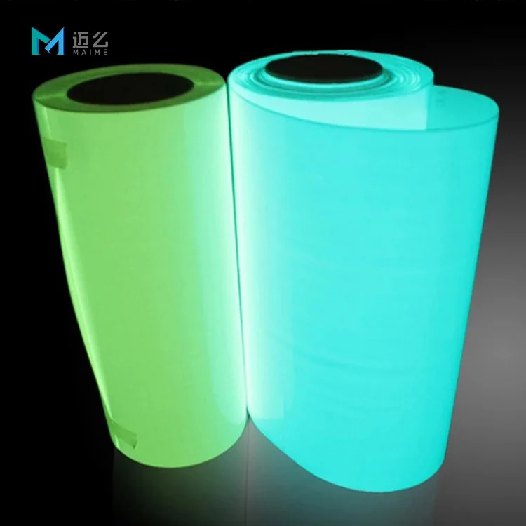 

Glow in Dark 30cm*100cm Heat Transfer Vinyl iron on T-shirts hats bags 12“x3’