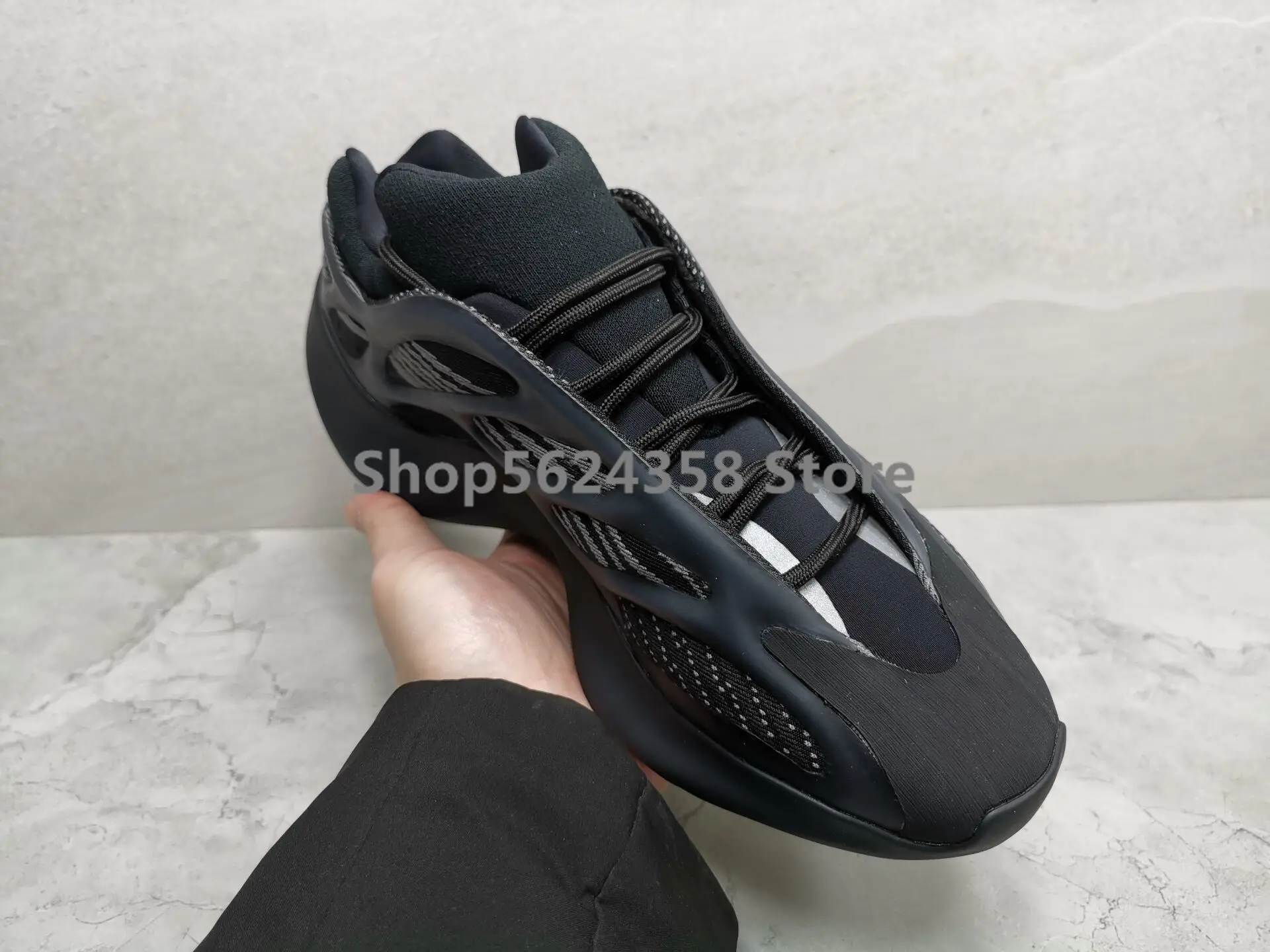 PK Version Azael 700 v3 Alvah Designer Shoes For Sale Glows In Dark Kanye West Men Womens Running Wave Runner | Спорт и развлечения