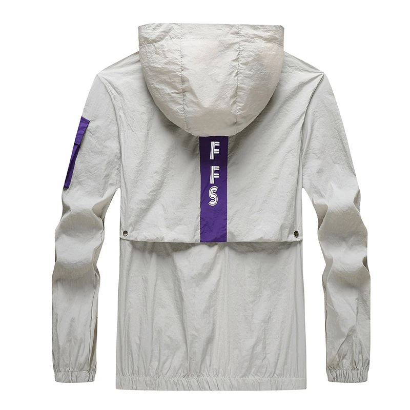 Бренд Thoshine летние Для мужчин тонкие куртки с капюшоном ультра-светильник для