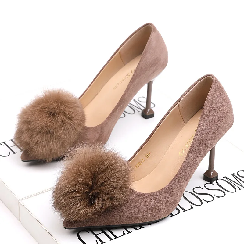 Новинка 2020 года Женские туфли-лодочки с закрытым носком туфли из флока на высоком