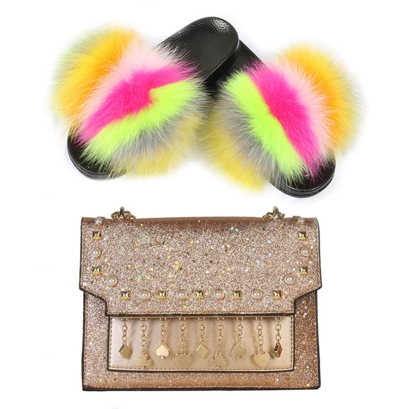 

Women Shoes Faux Fur Slides WomenFur Slippers New Pendant Chain Female Bag Bright Diamond Shoulder Bag Fashion Small Square Bag