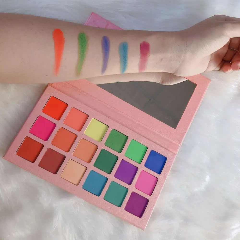 Летние цветные тени для глаз Палитра матовая 18 цветов Мерцающая яркая Палетка