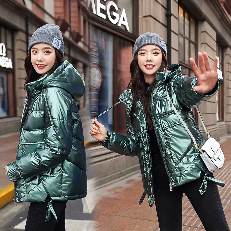 

Winter Fashion Casual Women's Short Parkas Jackets Casual Female Thicken Warm Hooded Coat Windprood Shiny Big Pocket Jackets