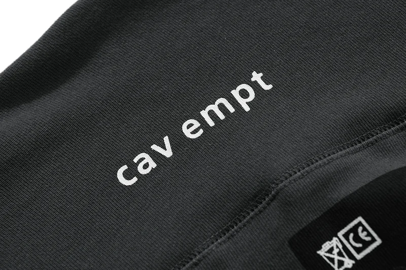 

Vintage Style 2020 CAVEMPT Japanese Hooded Sweatshirt Oversized High Street Hip-hop C.E Hoodies Men Women Couples Hoodies