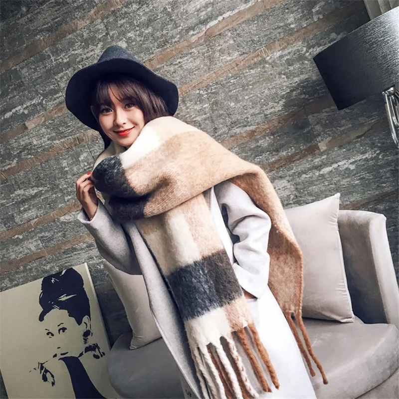 

2021 NEW fashion cashmere women plaid scarf winter warm shawl