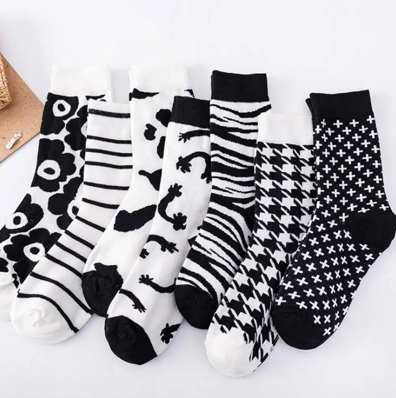 

Streetwear Fashion Five Rings with Letters Funny Socks Women Cotton Japanese Korean Style Kawaii Socks for Ladies 092403