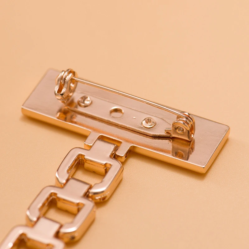 Nurse Watch Breast Medical Care Diamond Green Plate Luminous Lettering Pin Exam Hospital Gift Doctor Pocket Watch Dropshipping