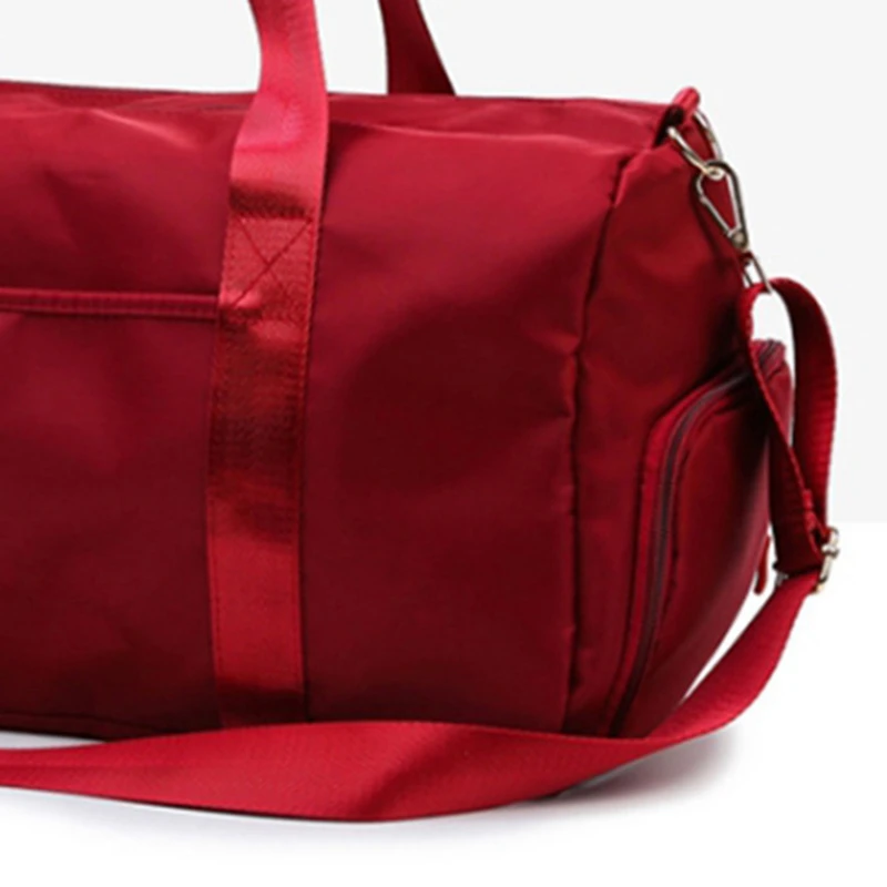 

Large Capacity Travel Gym Tote Travel Bag Red Casual Shoulder Bags Weekender Portable Nylon Tote Waterproof Handbags