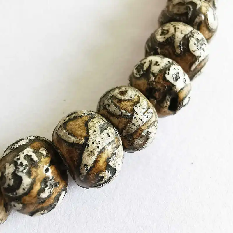 

Real Old Naga Conch Shell Abacus Beads Strand Tibetan Six Words Mantras Beads OM MANI PAD ME HUM TNL530