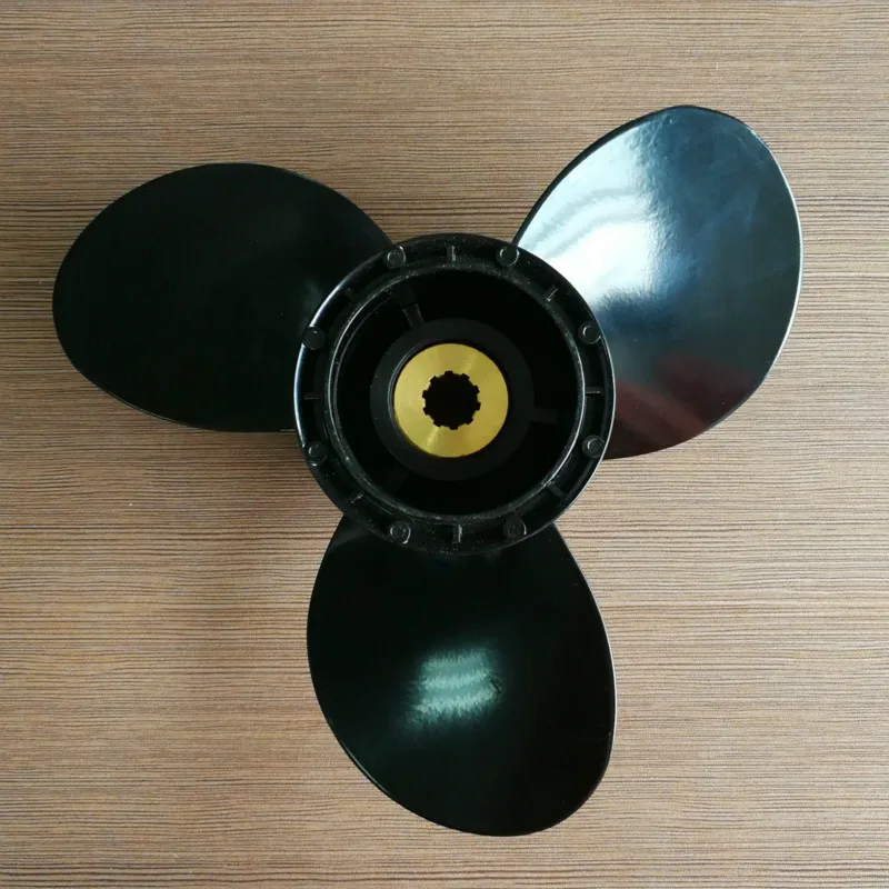 Пропеллер для 15-лошадиных кораблей и яхт подходит лодочных двигателей Suzuki 15 HP