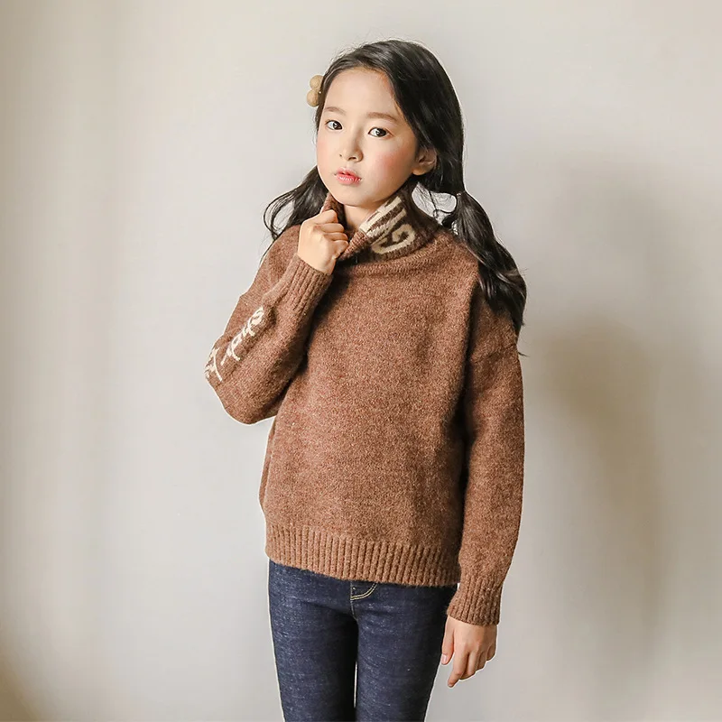 Детский толстый теплый свитер с высоким воротником вязаный для девочек на осень
