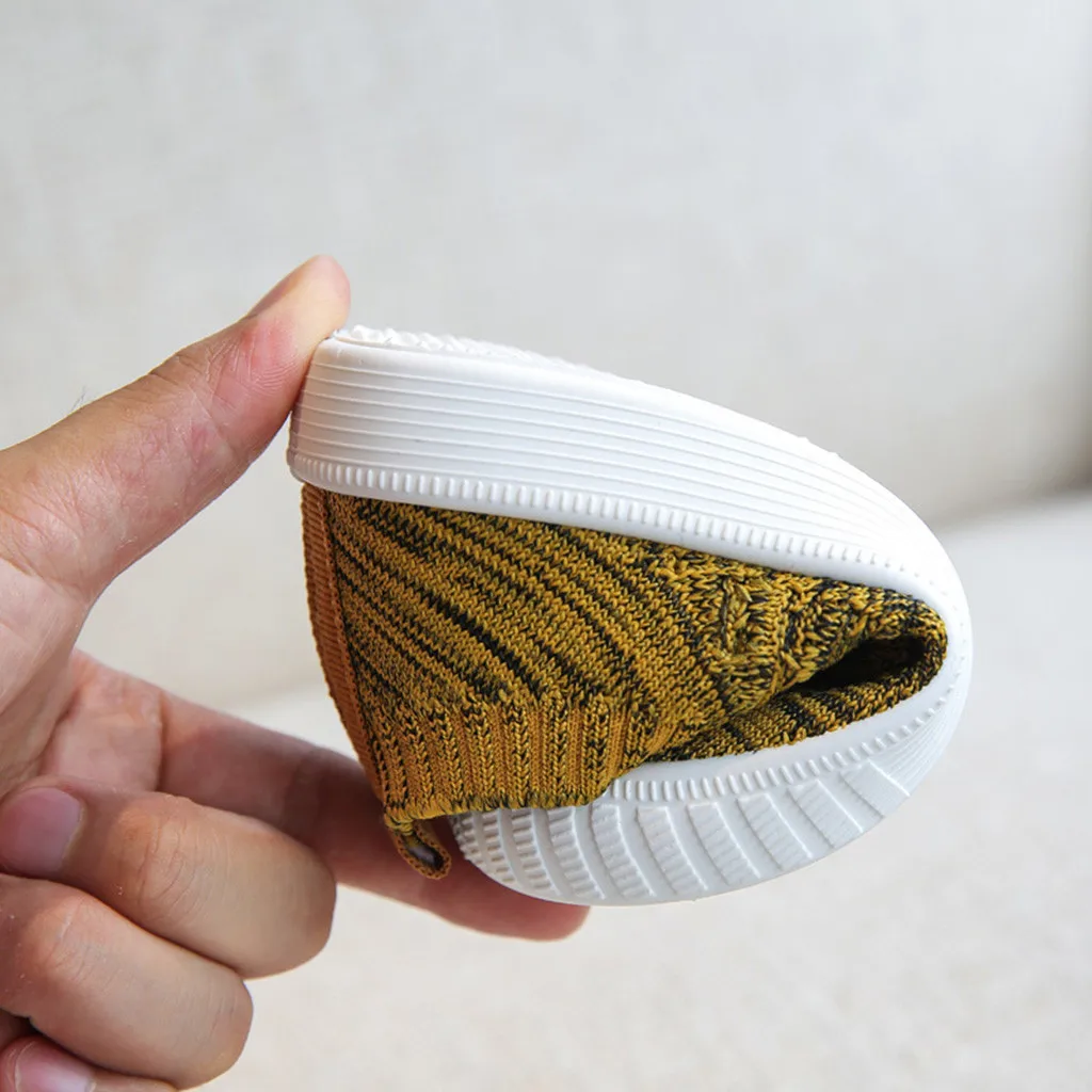 Toddler Rubber Sole Tennis Shoes Kids Girls Boys Mesh Breathable Slip On Loafers Shoes Infant Breathable needlework Sneakers