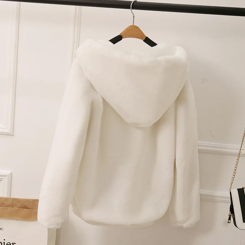 Женское теплое пальто из искусственного меха норки мягкая удобная приталенная