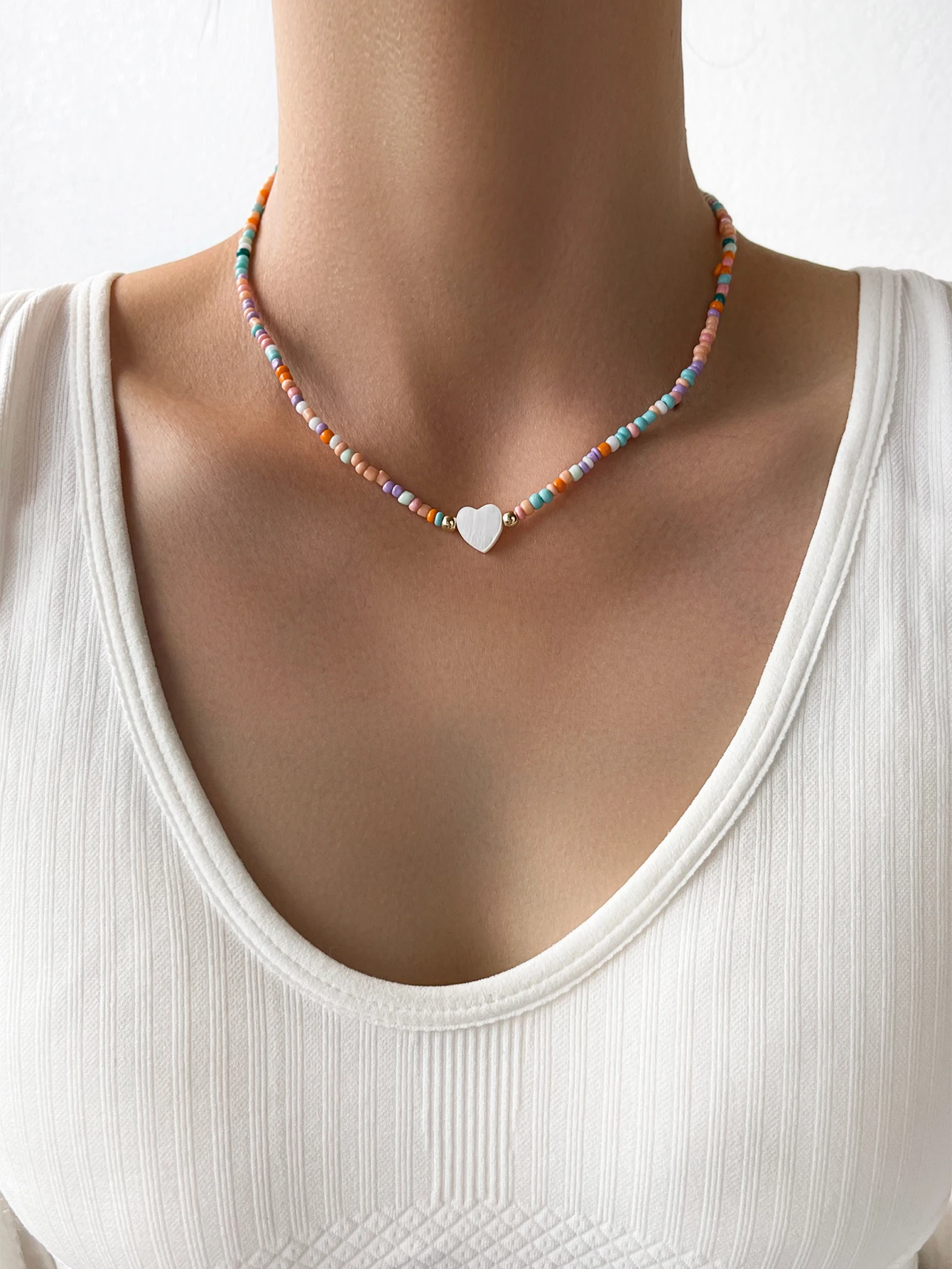 

Stillgirl 1Pc Kpop Cute Multi Color Heart Pendant Necklace for Women Aesthetic Vintage Beaded Chain Female Boho Fashion Jewelry