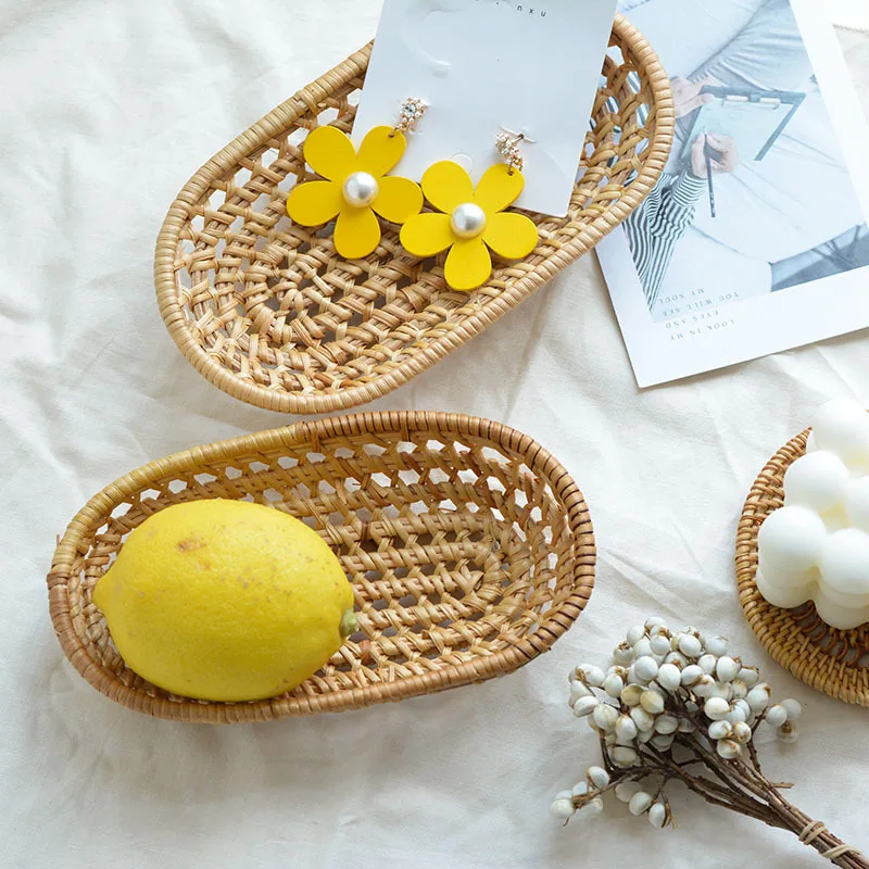 

Ins Style Rattan Woven Storage Plate Fruit Basket Tray Handmade Breakfast Bread Candy Tabletop Snack Tableware