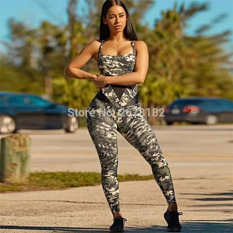 Женский камуфляжный комбинезон без рукавов летний облегающий спортивный костюм