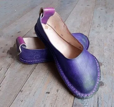 Женская обувь в готическом средневековом ретро стиле со шнуровкой виде листьев