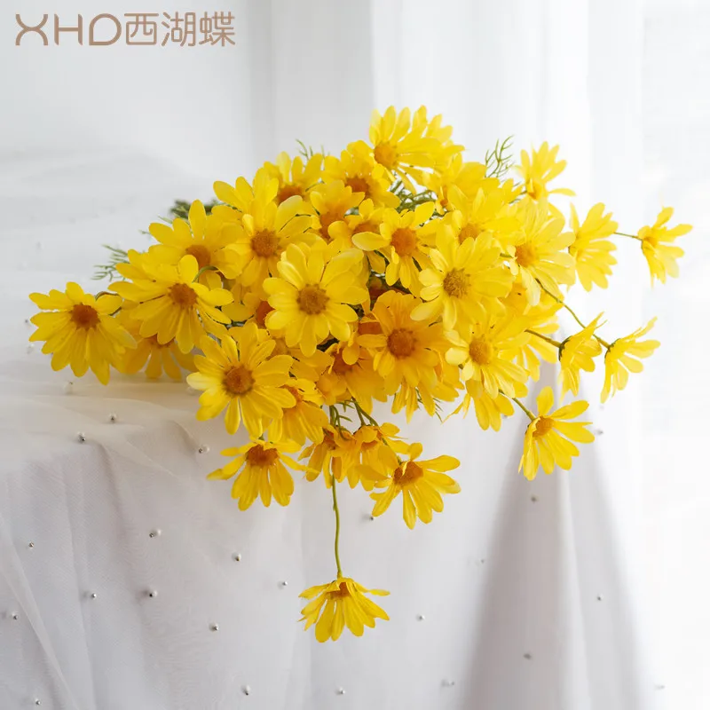 

10 branch Small daisy Artificial bouquets Christmas decorations for home chrysanthemum DIY small fresh chrysanthemum decoration