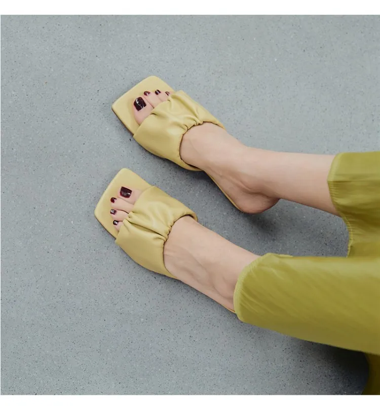 

The latest super fire outside wear high-heeled slippers women fold word slippers female macaron color wear high heels women