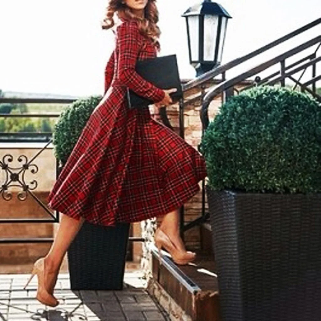 Женские платья пикантные повседневные с длинным рукавом Вадим клетчатые