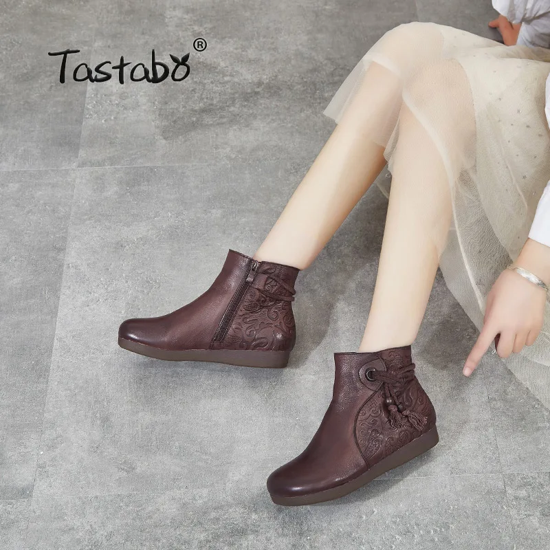 

Tastabo Genuine Leather ladies ankle boots vintage style Flat boots Brown Black soft bottom women's boots Side zipper S96819