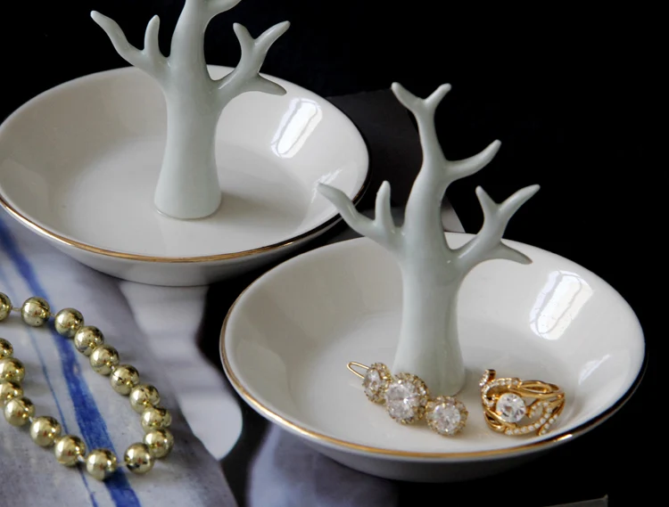 Керамический лоток для хранения ювелирных изделий в скандинавском стиле