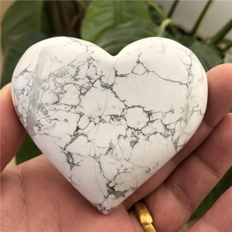 1pcs White Howlite Heart-Shape Stone Figurine Miniatures Energy Healing Crystal Deco