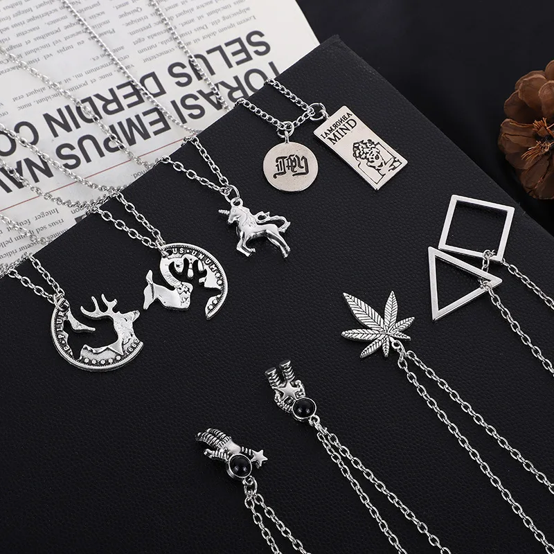 

Simple Vintage Carved Necklace For Women Fashion Gold Silver Color Medallion Pendant Long Necklaces Boho Jewelry