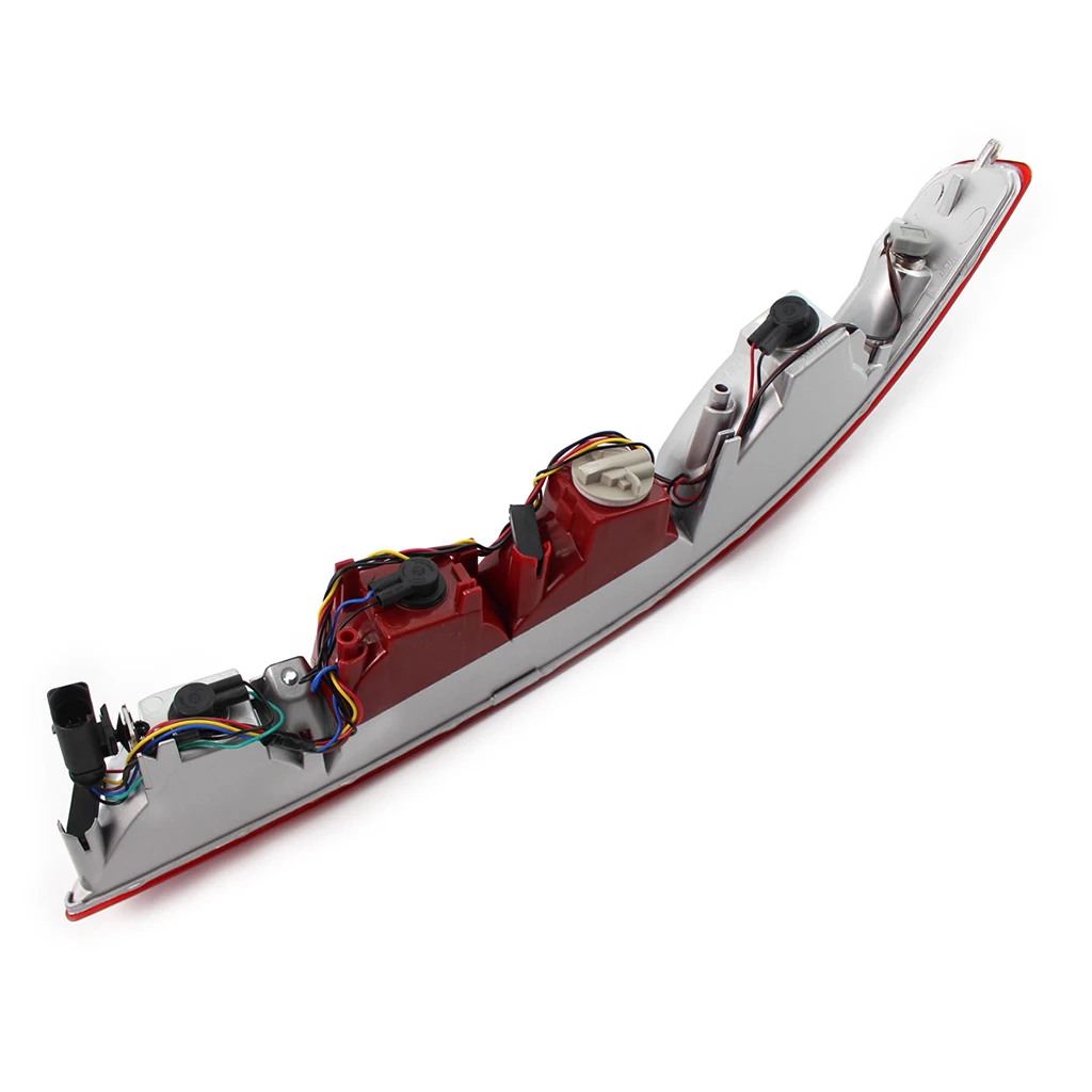 

Запасные части для правого бампера нижнего заднего фонаря Audi Q5 SQ5