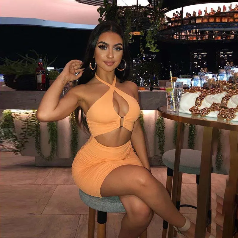 

Summer Beach Dress Halter Sexy Hollow Halter Backless Slim Fit Hip Dress Fashion Streetwear Solid Mini Dress For Woman 2021