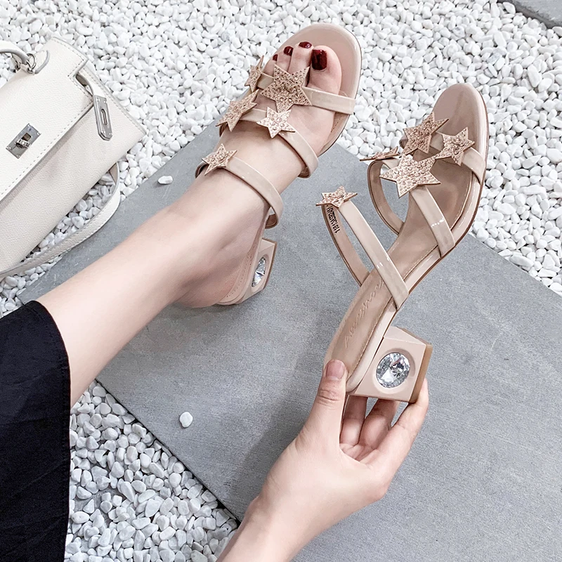 Женские сандалии на квадратном каблуке 5 см персиковые босоножки без застежки