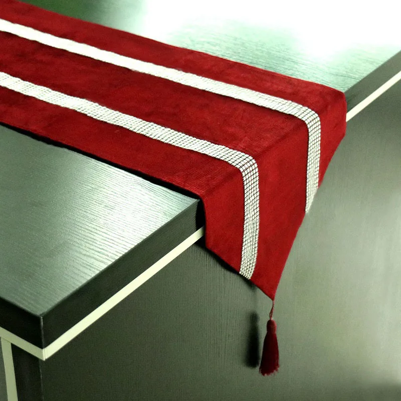 Red with Tassel Стразы в Европейском стиле, фланелевая скатерть в цветочек с кисточками, настольный флаг для свадьбы, рождественские вечерние украшения для дома - Цвет: Red with Tassel