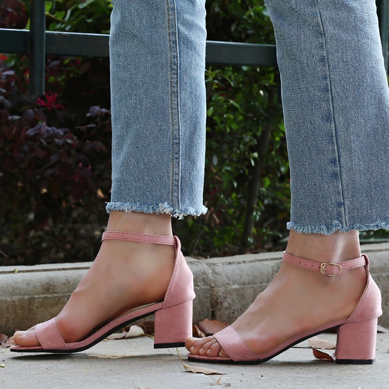 

Summer Woman Sandals 2020 Ankle Strap Sandals Woman Low Heel Beach Shoes Platform Peep Toe Women Sandals Party Shoes Footwear