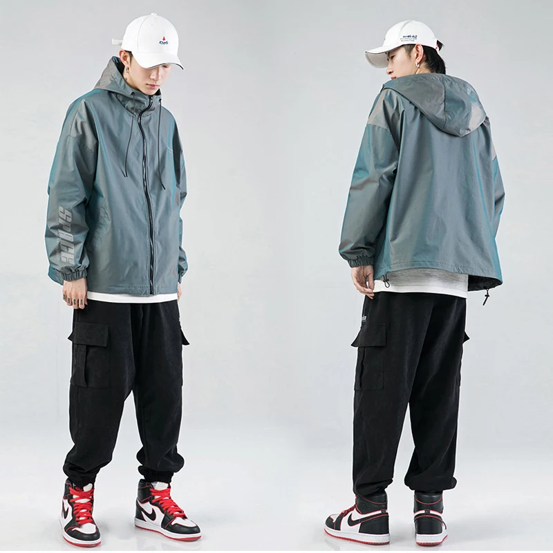 

ELKMU 2021 Spring Autumn Jackets Gradient Reflective Fashion Streetwear Gradient Jacket Coat Hooded Hip Hop Outwear Male HM071