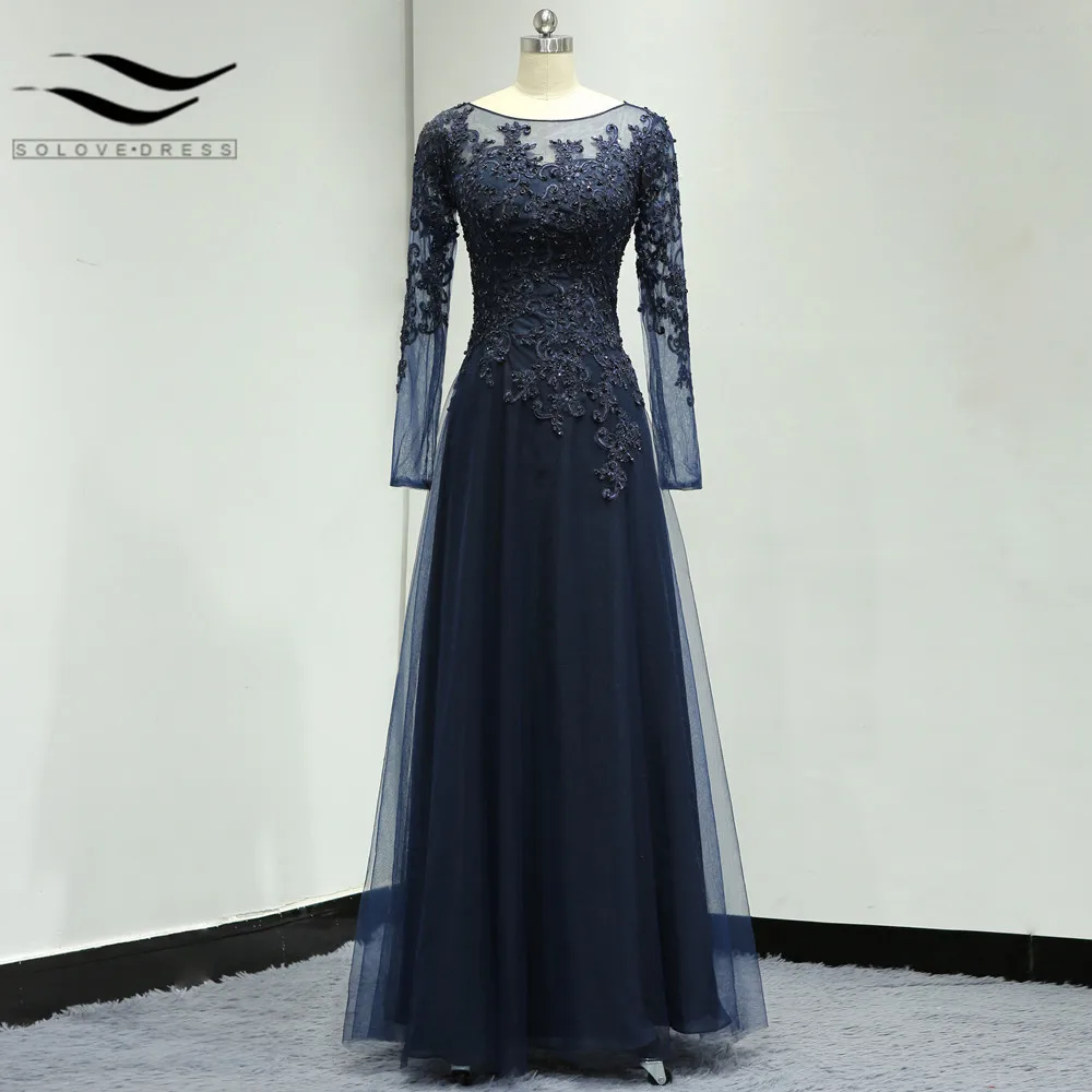 Платье трапеция в пол для матери невесты с длинным рукавом и глубоким круглым