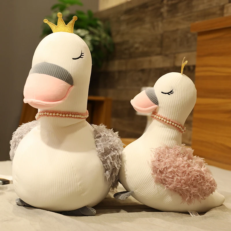 Игрушка плюшевая в виде лебедя 28-65 см | Игрушки и хобби