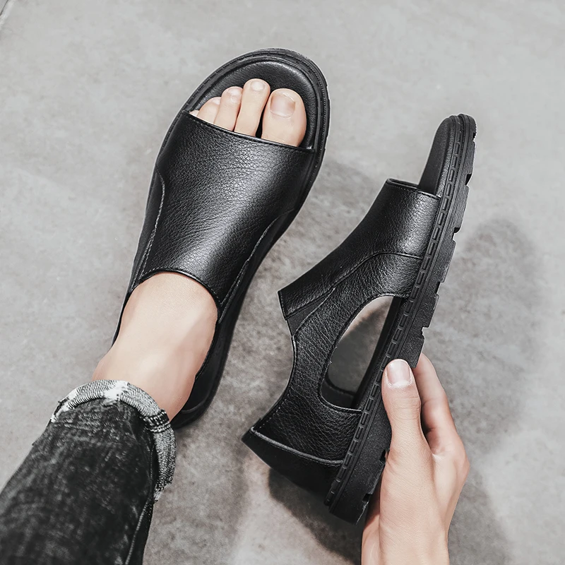 

Summer Hollow Out Open Toe Leather Casual Men Shoes Breathable Flat Men Sandals Daily Fashion Comfort Business Sandals for Male