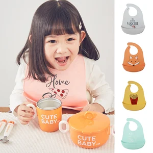 Детские нагрудники с мультипликационным рисунком, мягкий силиконовый фартук для кормления детей и мальчиков, с надписью, водонепроницаемая ткань