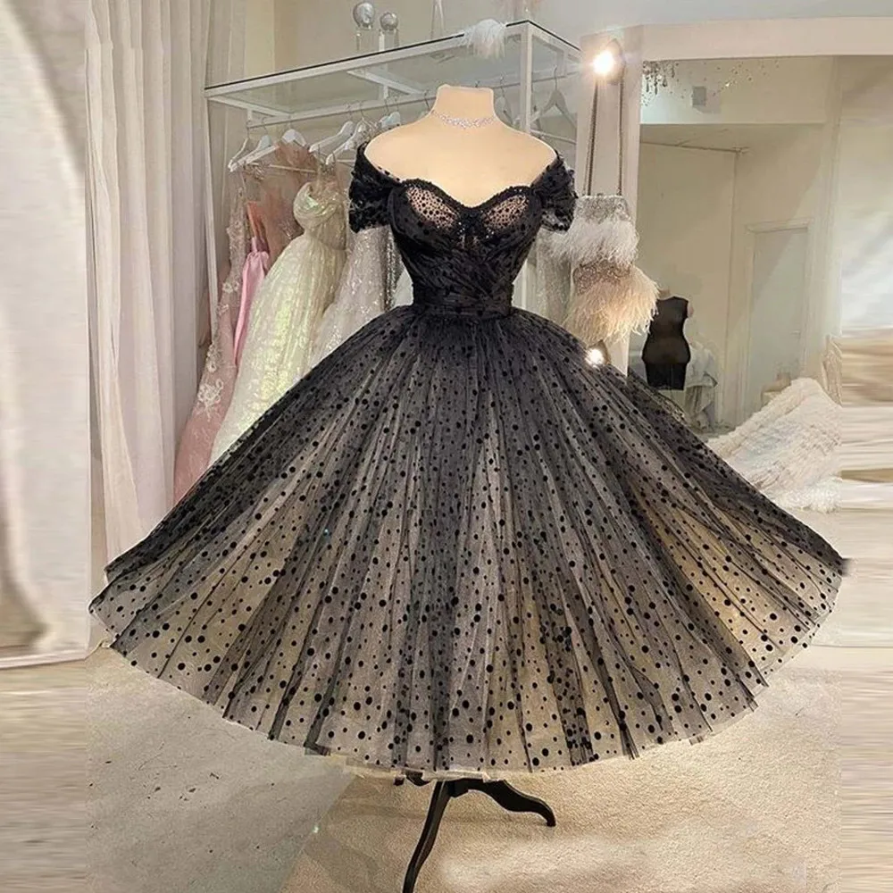 

Black Vintage Beads Polka Dotted Tulle Short Prom Dresses Cap Sleeves Fluffy Skirt Ankle Length Formal Gowns robes de soirée
