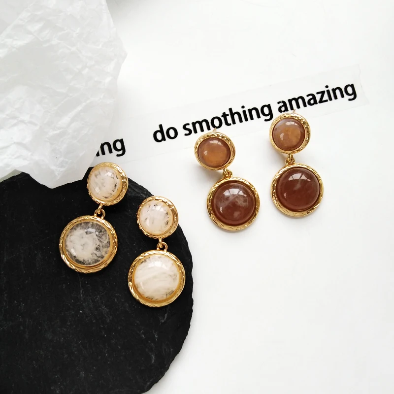 Личность эстетические серьги гвоздики геометрической формы в стиле ретро смолы