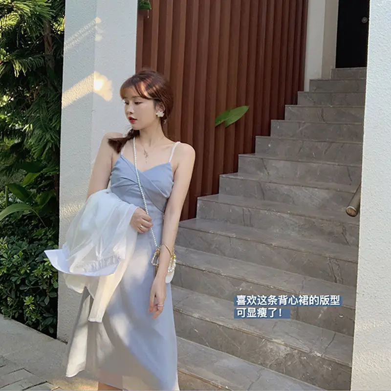 

Summer Internet Celebrity First Love Waist French Style V-neck Design Mid-Length Niche Sleeveless Suspender Dress for