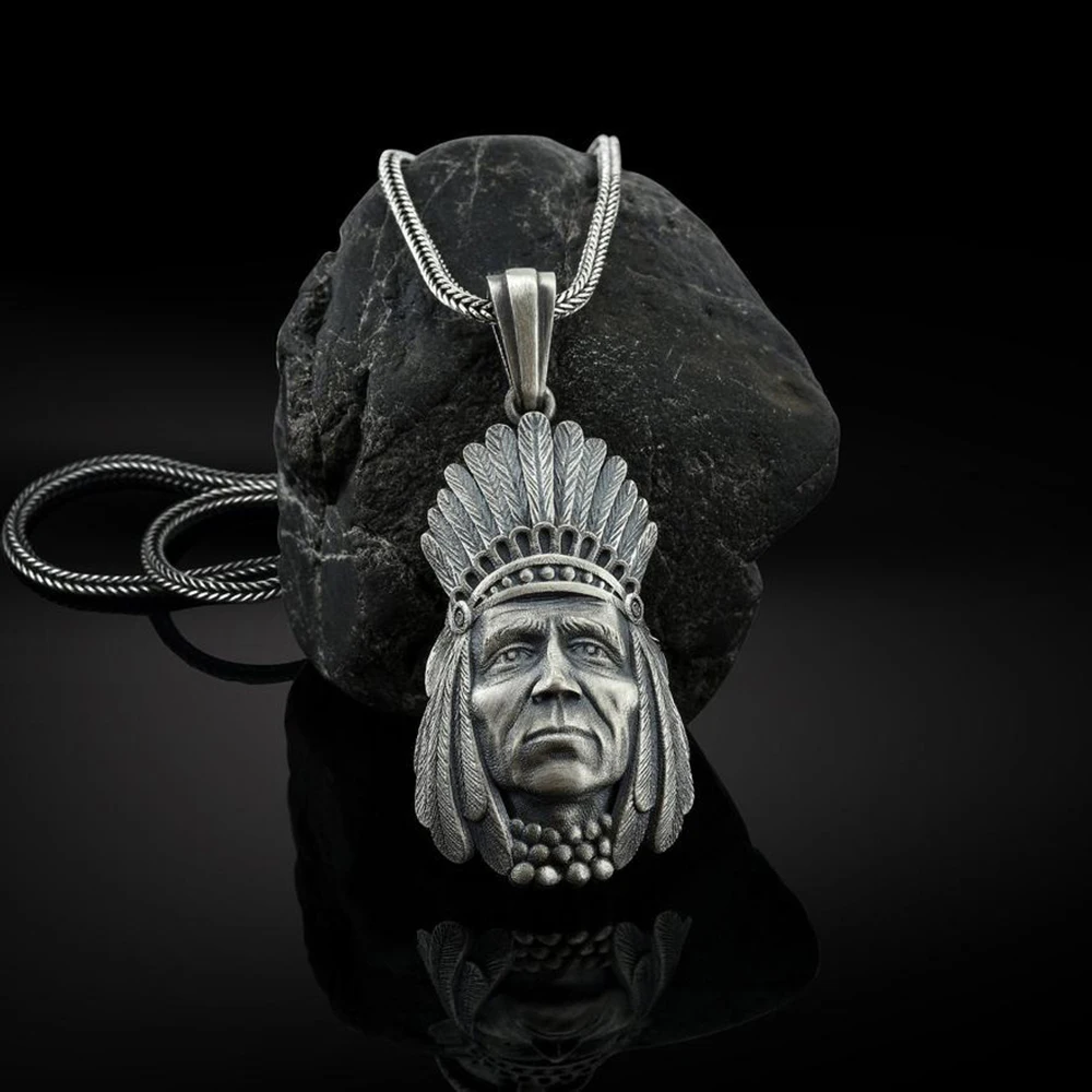 

Indian Warrior Pendant Ethnic Style Retro Chief Three-dimensional Necklace Accessories Men's Long Sweater Chain Necklace