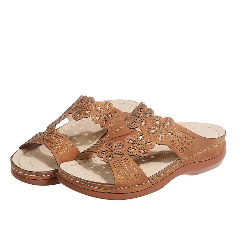 

Female Shoes Slippers Women Summer Big Size Slides On A Wedge Jelly Flip Flops 2021 Glitter Flat Soft Casual Crystal PU Basic Fa