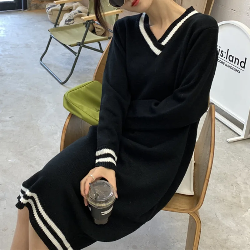 

Autumn And Winter Loose Straight Tube Stripe Color Contrast Midi Dress 2021 New Korean Fashion Knitted White Dress Black Vestido